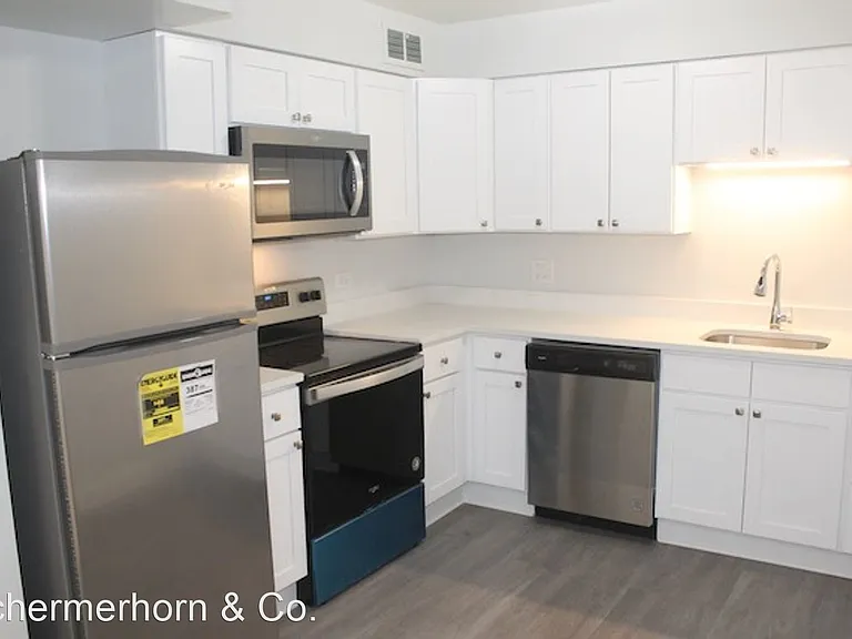 419 Ridge Ave — Photo 4