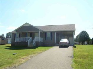 226 Treece Ln, Adamsville, TN 38310