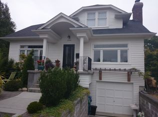 2758 46th Ave SW, Seattle, WA 98116