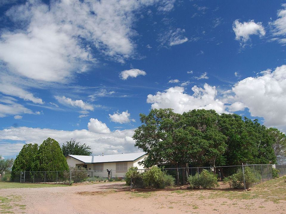 2nd image of 9413 N Hansen Rd