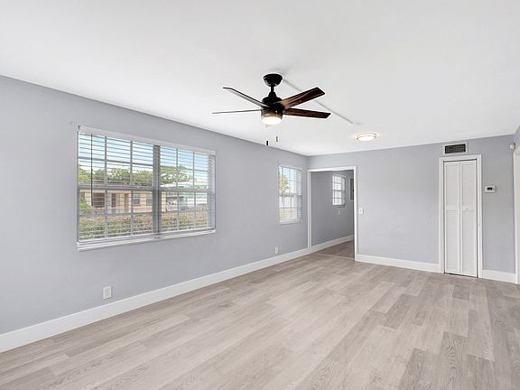 4th image of 549 21st Street