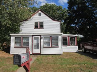 119 Farm St, Blackstone, MA 01504