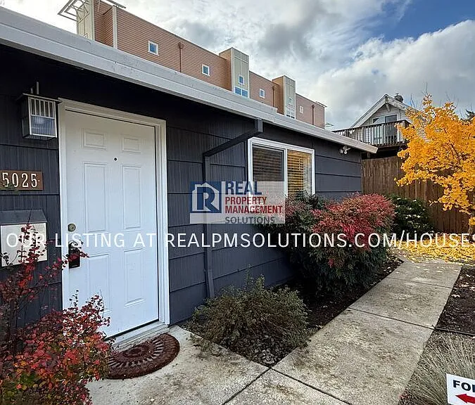 5025 NE 17th Ave — Photo 3