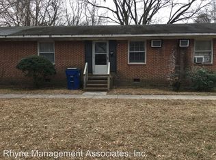 2202 Hawkins St, Raleigh, NC 27610