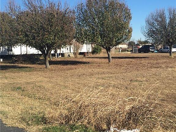 5th image of 3200 Eastern Valley Dr
