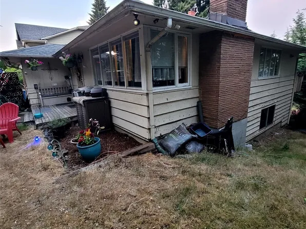 14420 48th Place S, Tukwila, WA 98168