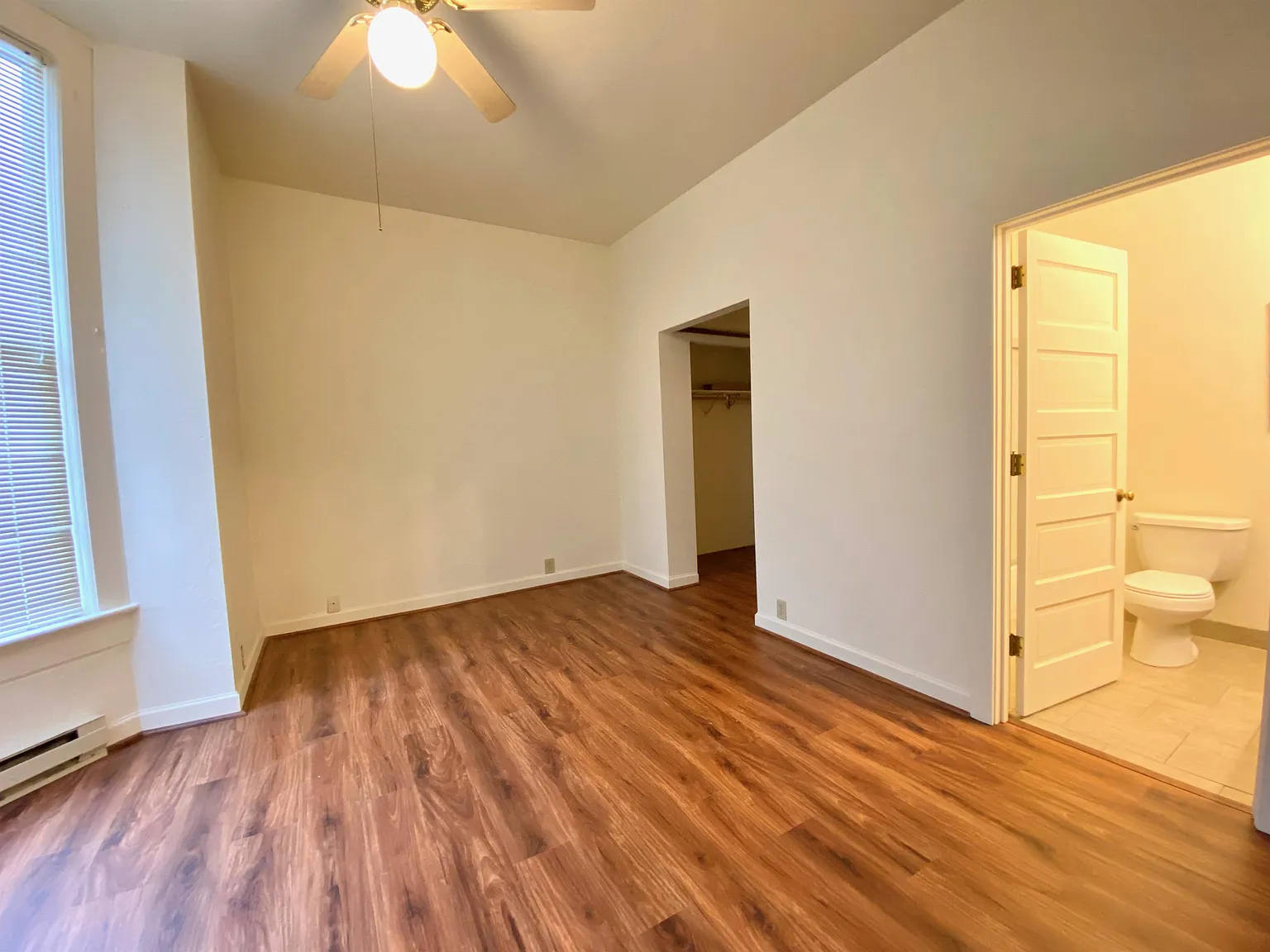 446 East 12th Avenue - 1 — Photo 2