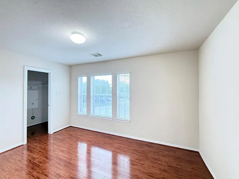 12315 Gentlebrook Dr — Photo 28