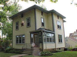 303 Avenue E, Rochelle, IL 61068