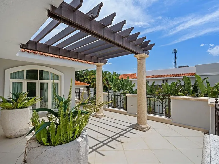 446 Dorado Bch — Photo 46