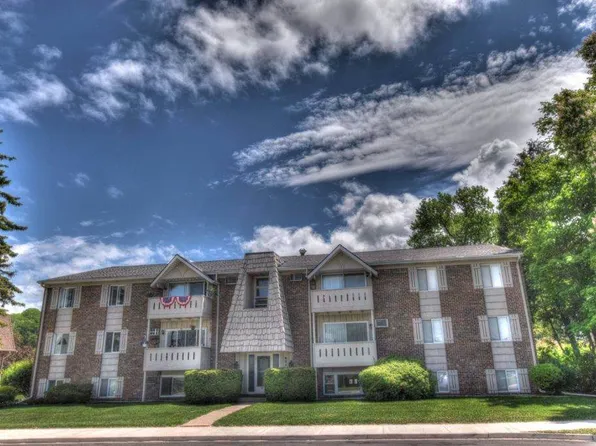 804 Arlington Ave APT 2, Petoskey, MI 49770