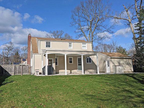 3rd image of 12 Columbus Ave