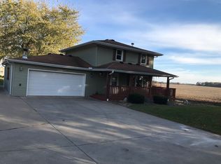 10600 Apple St, Tremont, IL 61568