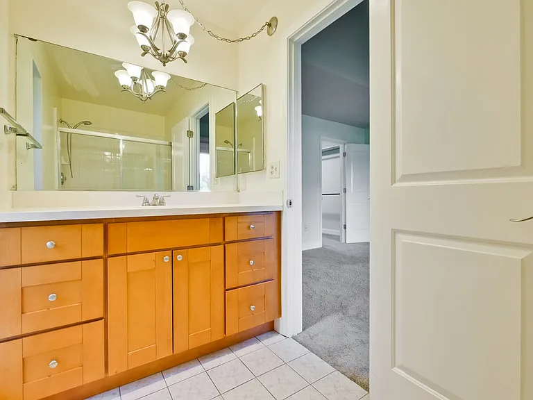 2040 W Middlefield Rd #2 — Photo 20