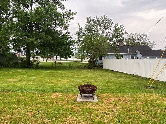 Beautiful lake view!