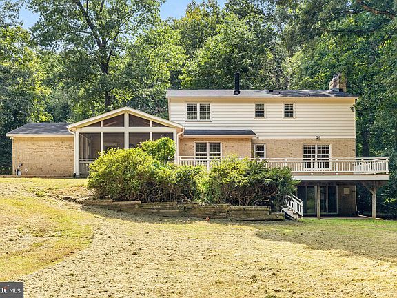 3rd image of 10116 Westford Dr