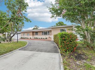 2709 49th St N, Saint Petersburg, FL 33710