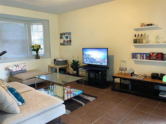 3rd image of 4136 Guadalupe Ct