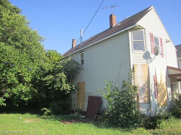 3rd image of 1461 E 92nd St