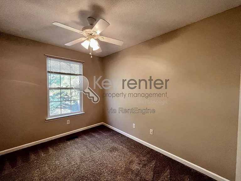 3721 Connelly Ln — Photo 14