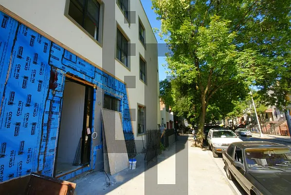 Rented by Loom Group | media 22