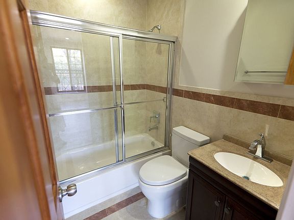 4th image of 148 Van Cortlandt Park S APT 2F
