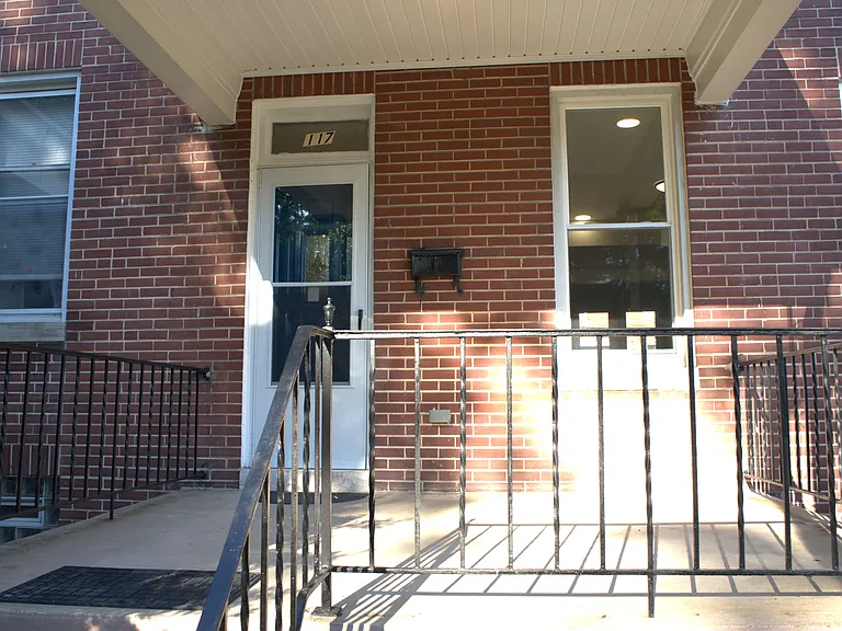 117 S Wickham Rd — Photo 8
