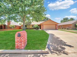 3217 Quail Cir, Altus, OK 73521