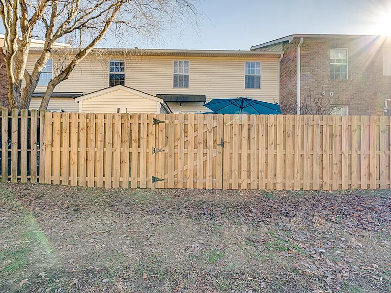 Cottage Pl — Photo 31