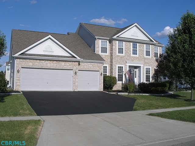 1st image of 6136 Beaumont Sq