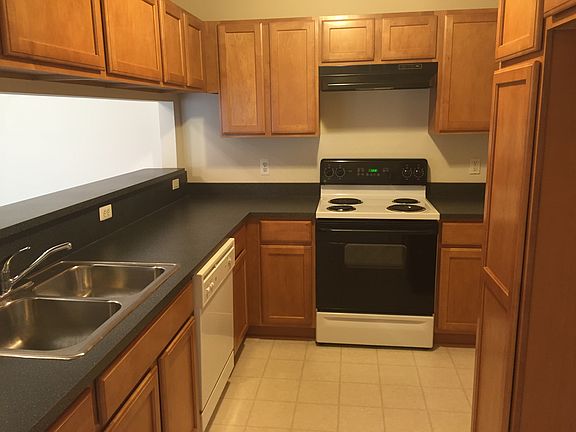 4th image of 3361 Skyline Dr