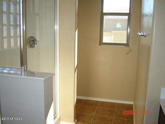 4th image of 6221 S 43rd Dr