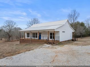 201 Berry Ln, Florence, AL 35633