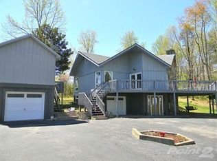 125 D St, Louisa, KY 41230