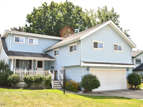 31612 Douglas Dr, Willowick, OH 44095