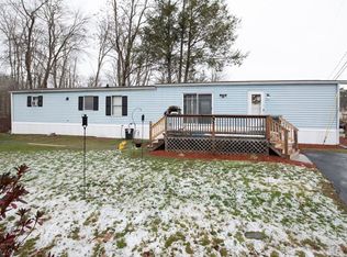305 Turnpike St TRAILER 5, South Easton, MA 02375