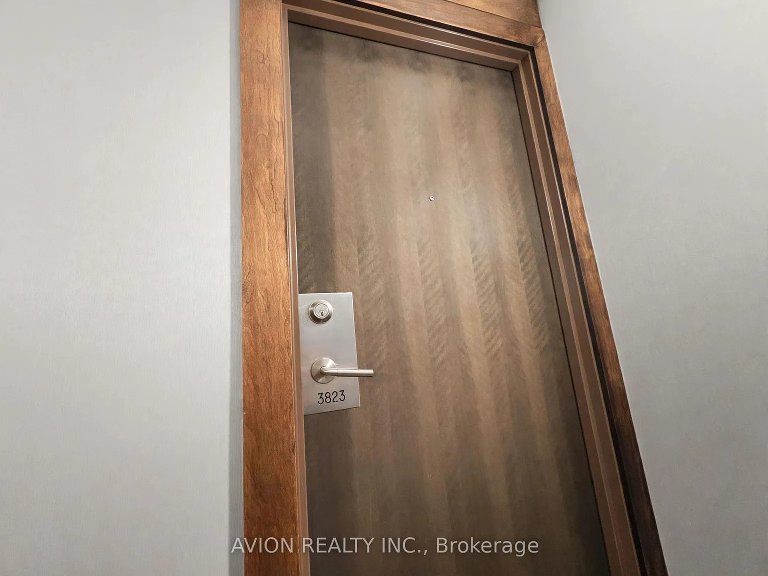 2 bed, $2,500 — Photo 2