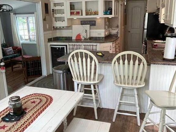 4th image of 77 Brookside Road