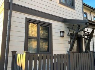 4315 SW Hudson St #C6, Seattle, WA 98116