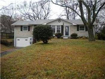 1st image of 755 Winthorne Dr