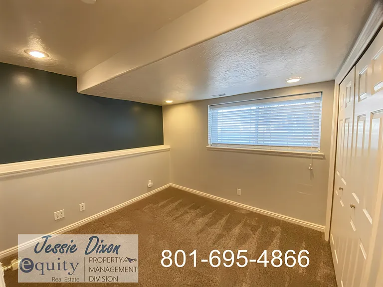 5889 S 3260 W — Photo 21