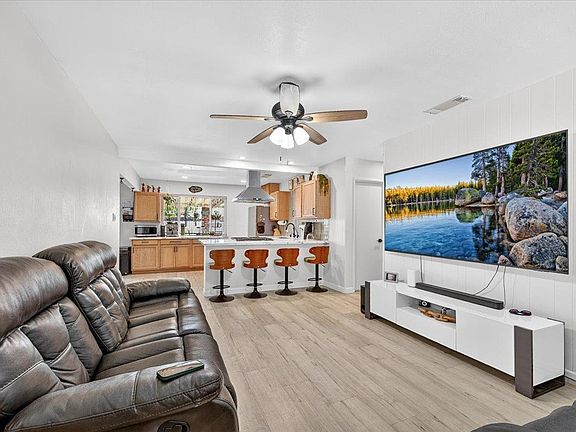 3rd image of 3097 W Sussex Way