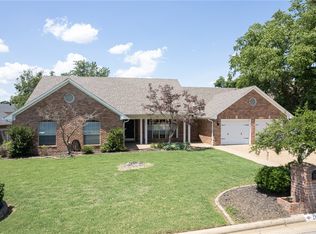 2405 Rannoch Ln, Fort Smith, AR 72908