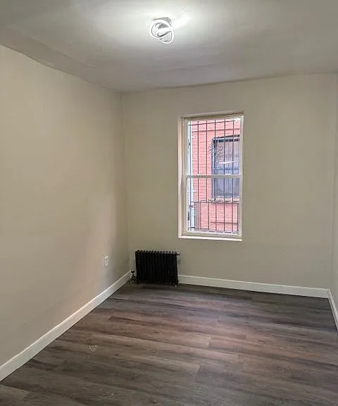 1144 Blake Ave #2 — Photo 14