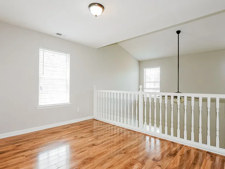 7335 Red Maple Dr — Photo 9