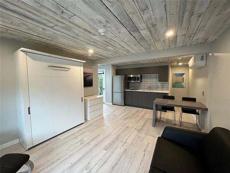 850 Main St #1 — Photo 10