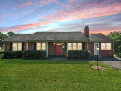 587 Leesville Rd, Lynchburg, VA, 24502