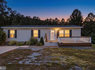 1029 Hickory Creek Rd, Louisa, VA 23093