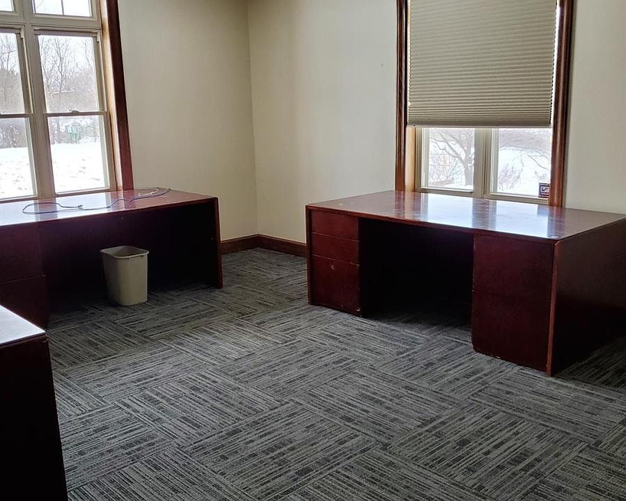 1st image of 13 Water St Office 4