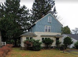 216 Croyden Rd, Syracuse, NY 13224